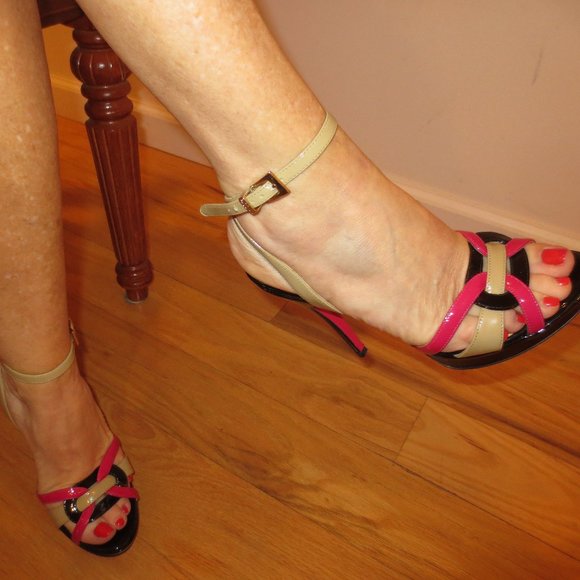 LUCIANO PADOVAN Colorful Ankle Strap Heels - Picture 6 of 10